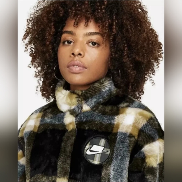 Nike Sportswear Oversized Plaid Faux Fur Jacket Coat Women US XL NEW DD4541-010 - Picture 5 of 11